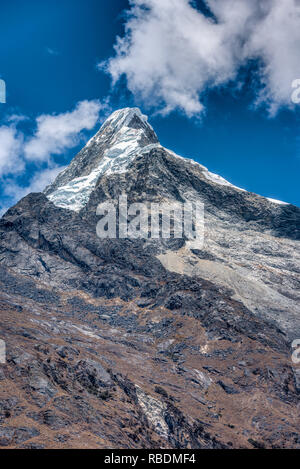 L'Artesonraju iconique, la montagne représentée dans l'icône de la Paramount. Banque D'Images