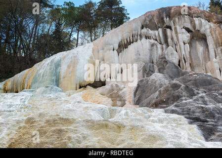 Sources thermales de Bagni San Filippo, Italie Banque D'Images