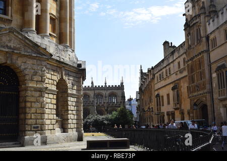 Vue de la Radcliffe Camera, Église de l'université, et l'été 2018 Brasenose College à Oxford Banque D'Images