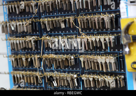 Vue générale d'un outil et de matériel shop à Chichester, West Sussex, UK. Banque D'Images