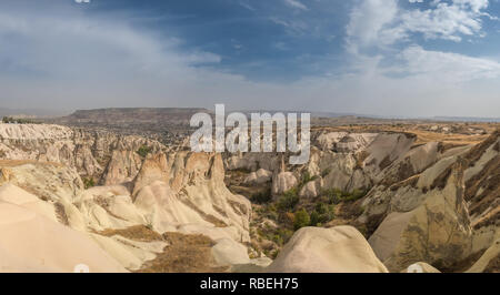 Panorama de la vallée des pigeons en Cappadoce, Turquie Banque D'Images