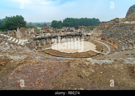 Éphèse amphithéâtre dans Selcuk, Izmir en Turquie. Banque D'Images