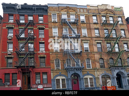 98, Place Saint Marc, East Village, Manhattan Led Zeppelin Physical Graffiti de tènements couverture album, New York City, NY Banque D'Images