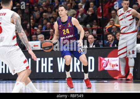 Foto Claudio Grassi/LaPresse 09 gennaio 2019 Assago (MI) Italia sport basket AX Armani Exchange Olimpia Milano vs FC Barcelone - Lassa Turkish Airlines Eurolega 2018/2019 - Mediolanum Forum. Nella foto : Kyle Kuric (# 24 FC Barcelone) Photo de Lassa Claudio Grassi/LaPresse Janvier 09, 2019 Assago (MI) Italie sport basket AX Armani Exchange Olimpia Milan vs FC Barcelone - Lassa Turkish Airlines EuroLeague 2018/2019 - Mediolanum Forum. dans la pic : Kyle Kuric (# 24 FC Barcellona Lassa) Banque D'Images