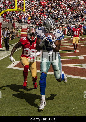 Santa Clara, Californie, États-Unis. 2e oct, 2016. Cowboys de Dallas receveur Brice Butler (19) rend l'atterrissage attraper le dimanche 2 octobre 2016, au stade de Lévis à Santa Clara, en Californie. Les Cowboys défait les 49ers 24-17. Crédit : Al Golub/ZUMA/Alamy Fil Live News Banque D'Images