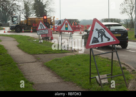 Ashwell, Rutland, UK. 10 janvier 2019. La quantité de travaux en cours dans la région de Rutland, UK sont les automobilistes de conduire au désespoir. Chaque jour lors de la conduite soit par ou à Rutland, les automobilistes sont incommodés par ces travaux qui semblent s'éterniser. Crédit : Jim Harrison/Alamy Live News Banque D'Images