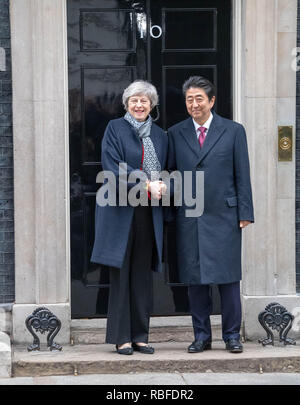 Londres, Royaume-Uni. 10 janvier 2019 Shirizo Abe, Premier Ministre du Japon, visites Theresa peut MP PC, Premier ministre au 10 Downing Street, Londres, Royaume-Uni. Crédit : Ian Davidson/Alamy Live News Banque D'Images