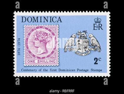 Timbre-poste représentant de la Dominique Dominique# 9 et les armoiries Banque D'Images