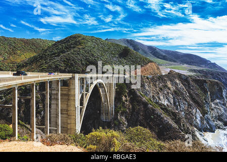 Bixby Creek Bridge sur la Pacific Coast Highway, Big Sur, Californie Banque D'Images