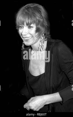 Shirley Maclaine sans date Photo de John Barrett/PHOTOlink /MediaPunch Banque D'Images