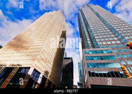 La Banque Royale du Canada (RBC) Plaza South Tower et la Tour TD Canada Trust sur Front Street et de Bay Street à Toronto, Canada Banque D'Images