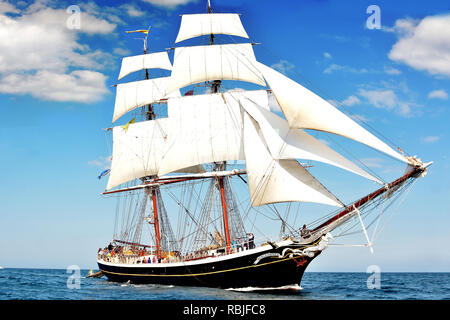 Course des grands voiliers de Sunderland Juillet 2018 navires rassemblés dans l'usure de la rivière et le Port de Sunderland, au nord-est, le Royaume-Uni - qui a lieu chaque année dans les eaux européennes Banque D'Images