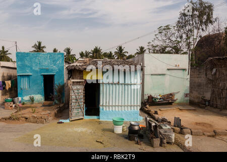 Maisons de village dans la région de Hampi, Karnataka, Inde Banque D'Images