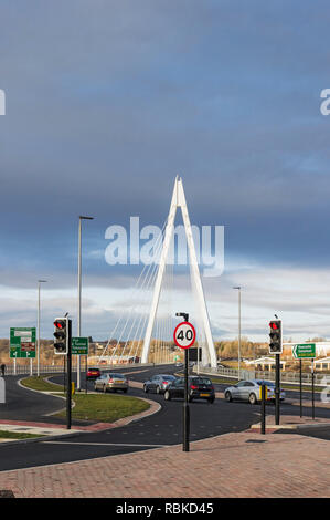 Le nord de Spire Bridge enjambe la rivière Wear, a ouvert le 28 avril 2018 à un coût de £117.6m. Banque D'Images