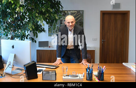 Prague, République tchèque. Jan 11, 2019. Michal Stiborek, directeur de l'Institut de médecine clinique et expérimentale (IKEM), pose au cours d'une entrevue pour l'agence de presse tchèque (CTK), à Prague, en République tchèque, le 11 janvier 2019. Credit : Ondrej Deml/CTK Photo/Alamy Live News Banque D'Images