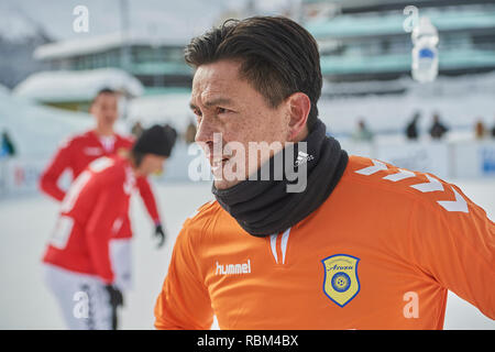 Arosa, Suisse, 11 janvier 2019. Michael Mols à la 9e Glace Neige non officiel Coupe du Monde de Football 2019 à Arosa. Crédit : Rolf Simeon/Alamy Live News Banque D'Images