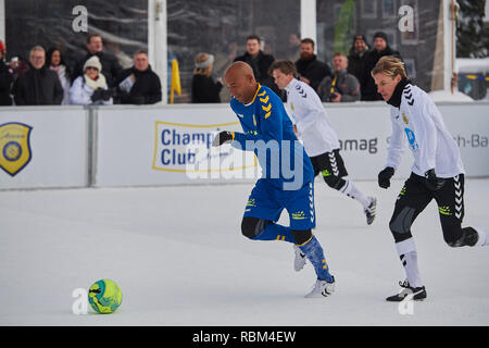 Arosa, Suisse, 11 janvier 2019. Dedê lors de la 9e Glace Neige non officiel Coupe du Monde de Football 2019 à Arosa. Crédit : Rolf Simeon/Alamy Live News Banque D'Images