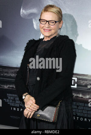 La Mule Première mondiale qui a eu lieu au Regency Village Theatre de Los Angeles, Californie. En vedette : Dianne Wiest Où : Los Angeles, California, United States Quand : 10 Déc 2018 Crédit : Adriana Barraza M./WENN.com Banque D'Images