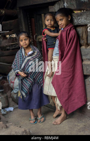 Les enfants du village, Araku permanent, de l'Andhra Pradesh, Inde Banque D'Images