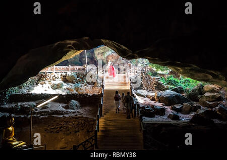 La grotte de Wat Tham Suwan Kuha cave à Phang nga, la Thaïlande. 22 Décembre 2018 Banque D'Images