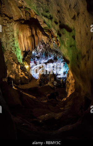 La grotte de Wat Tham Suwan Kuha cave à Phang nga, la Thaïlande. 22 Décembre 2018 Banque D'Images