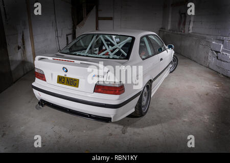 Forme E36 BMW M3 berline sport Banque D'Images