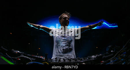 Armin van Buuren performing Banque D'Images