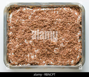 Tarte aux pommes maison fraîchement préparés avec du sucre en fonte Banque D'Images