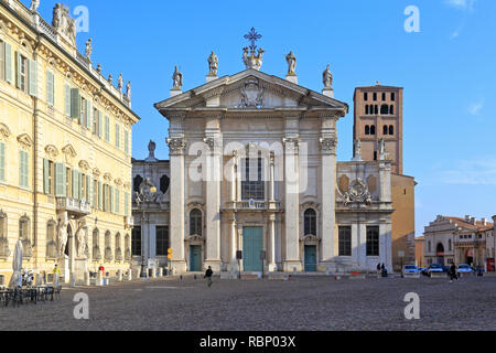 Mantoue Duomo, Piazza Sordello, Mantua, UNESCO World Heritage Site, Lombardie, Italie. Banque D'Images