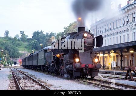 Vieux train à vapeur à la gare de Nova Gorica, Slovénie Banque D'Images