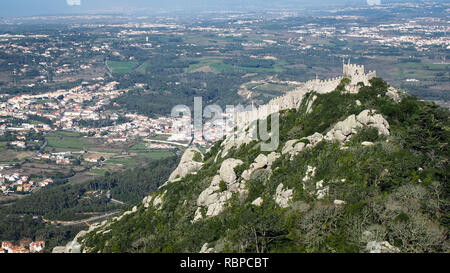 Paranomic vue aérienne du Château des Maures, Sintra, Lisbonne, Portugal Banque D'Images