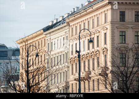 Dans Bellariastraße sur façades grand quartier des musées en centre-ville de Vienne. L'Autriche. Banque D'Images