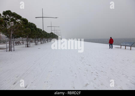 Balade à la plage enneigée,grèce,Thessalonique Banque D'Images