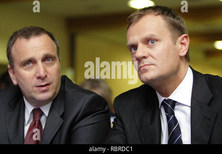 Varsovie, Mazovie / Pologne - 2006/05/21 : Donald Tusk et Grzegorz Schetyna, plate-forme civique Platforma Obywatelska chefs de parti au cours de la national polit Banque D'Images