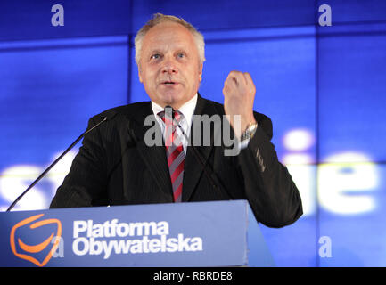 Varsovie, Mazovie / Pologne - 2006/05/21 : Stefan Niesiolowski, plate-forme civique Platforma Obywatelska chef de parti au cours de la politique national Congress Banque D'Images