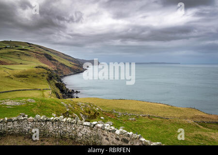 C'est une photo de la côte à la tête juste à l'arrière de Torr Head falaises sur la Côte d'Antrim en Irlande Banque D'Images