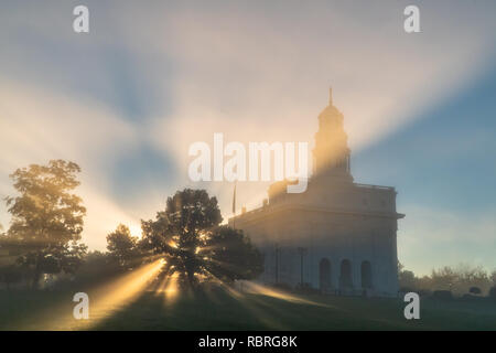 Temple de Nauvoo Illinois au lever du soleil Banque D'Images