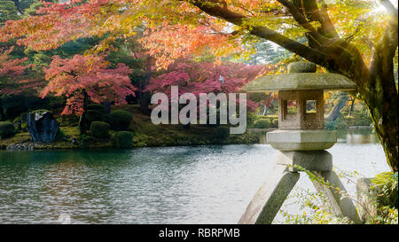 Le célèbre jardin Kenroku-en à Kanazawa, Japon Banque D'Images