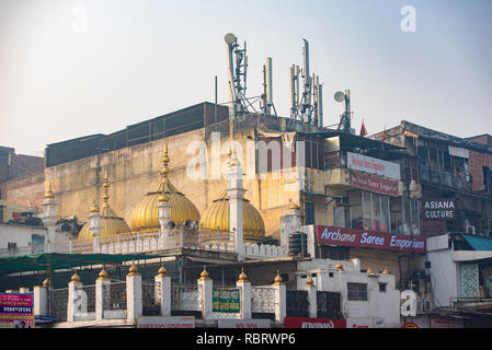 La partie vue de Gurudwara Sis Ganj dans Chandni Chowk, Delhi, Inde Banque D'Images