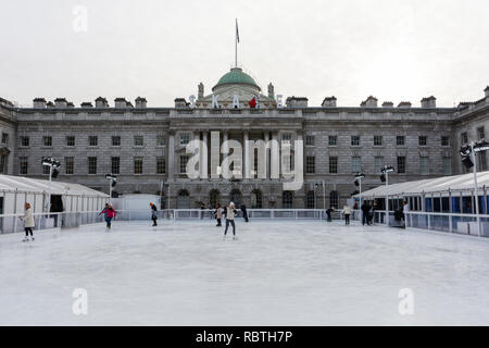Skate, Somerset House, patinoire, Somerset House, Aldwych, London, UK Banque D'Images