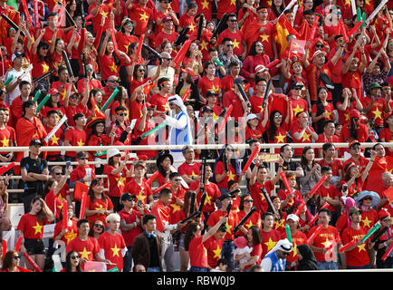 Abu Dhabi, EAU. Jan 12, 2019. Au cours des fans vietnamiens Vietnam v l'Iran à l'Al-Nahyan Stadium à Abu Dhabi, Émirats arabes unis, AFC Asian Cup, championnat de football d'Asie. Ulrik Pedersen/CSM. Credit : Cal Sport Media/Alamy Live News Banque D'Images