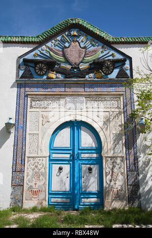 Porte du Palais Royal, de la cour du Musée national du Bardo, Tunis, Tunisie, Afrique Banque D'Images