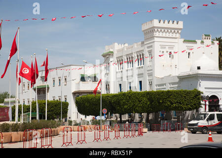 Bâtiment du gouvernement, la Place de la Kasba, Tunis, Tunisie, Afrique Banque D'Images