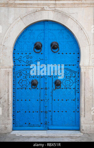 Porte de l'ancien hôpital Aziza Othmana, porte, Tunis, Tunisie, Afrique Banque D'Images