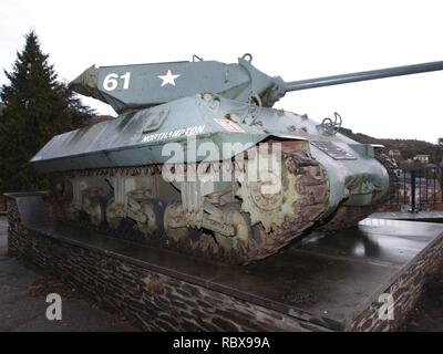 Appareil photo numérique Olympus Tank Destroyer Achilles Mk10 à La Roche-en-Ardenne, Belgique Pic3. Banque D'Images