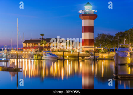 Hilton Head, Caroline du Sud, USA phare au crépuscule. Banque D'Images