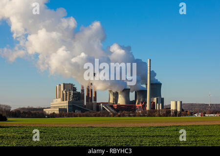 Neurath RWE Power AG, centrale électrique centrale électrique au lignite de la RWE à Garzweiler mine de lignite à ciel ouvert, ici l'ancienne unités, Grevenbroich, N Banque D'Images