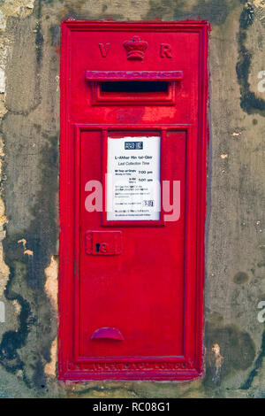 Une boîte aux lettres victorienne britannique traditionnelle à la Valette, Malte, l'un des nombreux signes de l'influence britannique historique Banque D'Images