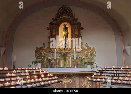 Die schwarze Madonna dans der Klosterkirche St. Joseph, Beilstein, Landkreis Cochem-Zell, Rheinland-Pfalz, Deutschland, Europa | la Vierge Noire en th Banque D'Images