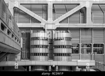 Berlin, Gemany, Charlottenburg, Futuristic ICC International Congress Center, construit en 1975-1079 Banque D'Images